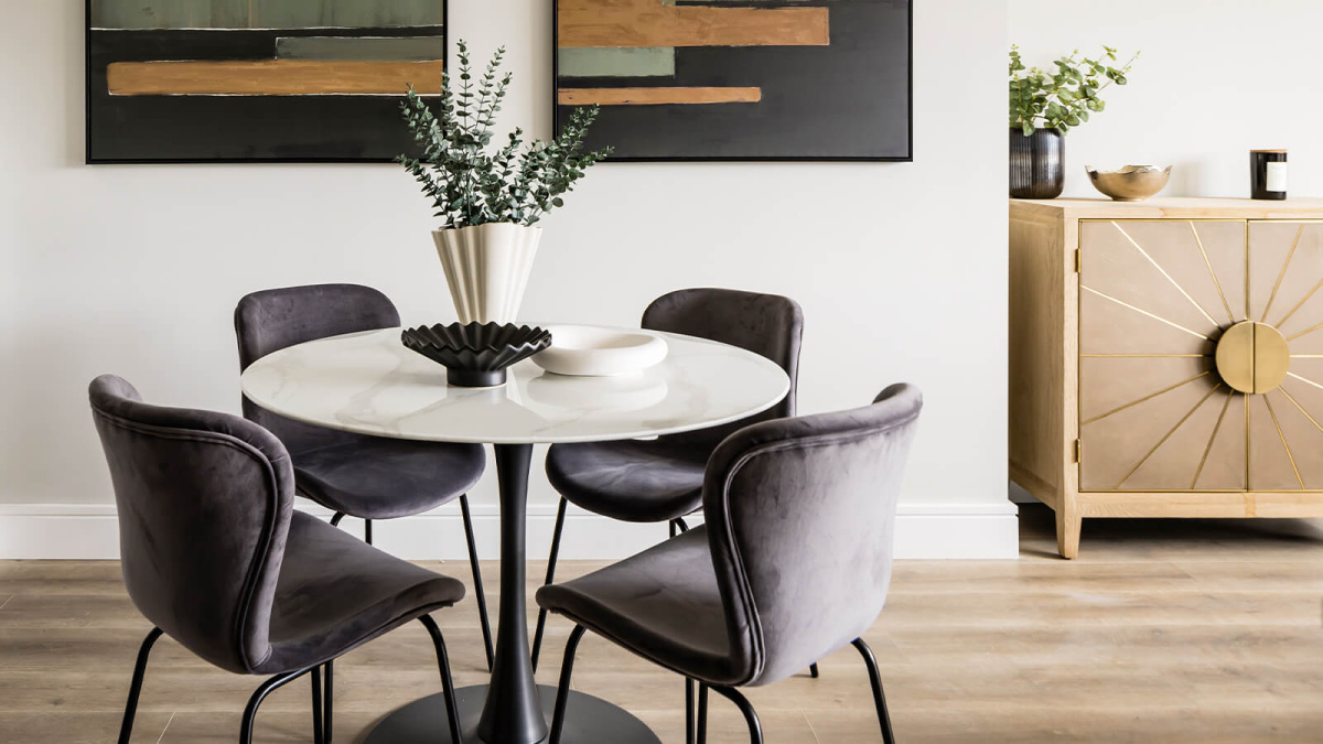 Duplex dining area at Neptune Wharf ©Galliard Homes.