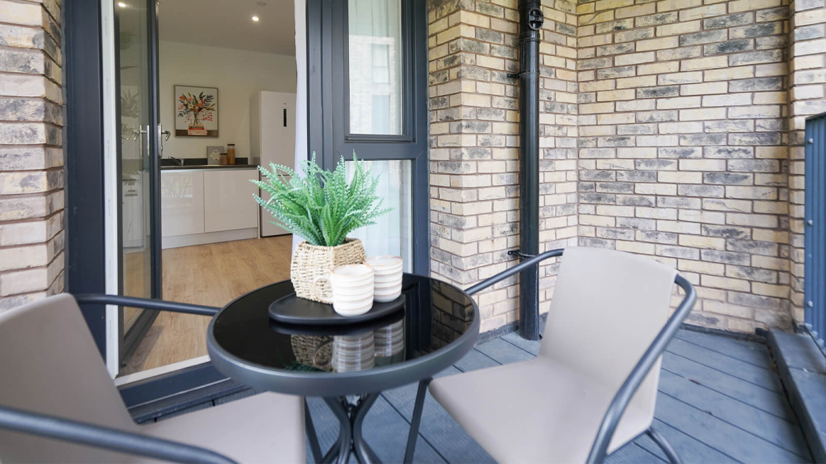 Balcony at Belgrave Village, ©Wavensmere