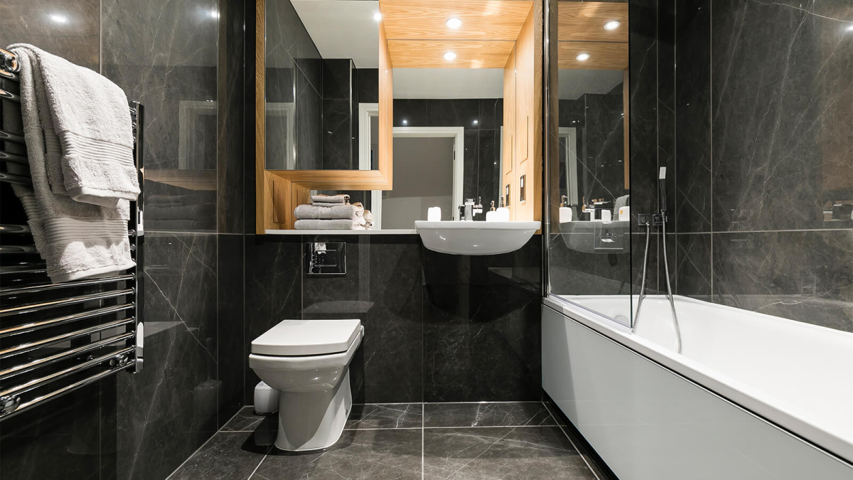 Bathroom at Crescent House ©Galliard Homes.