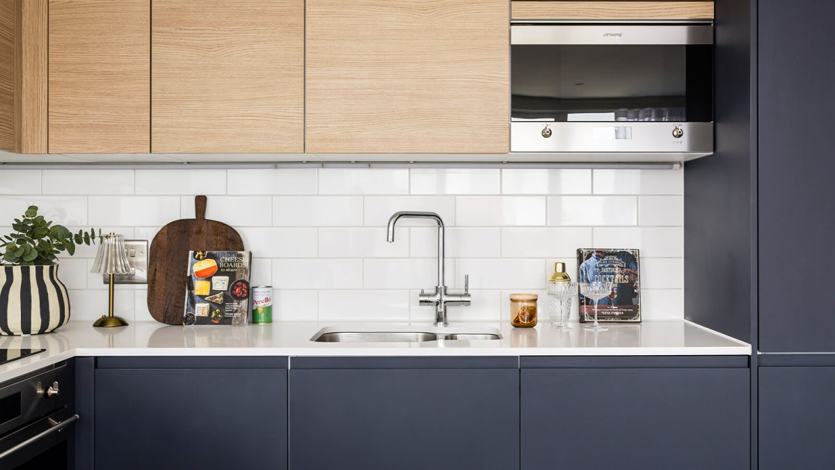 Kitchen area at Neptune Wharf ©Galliard Homes. Kitchen area at Neptune Wharf ©Galliard Homes.