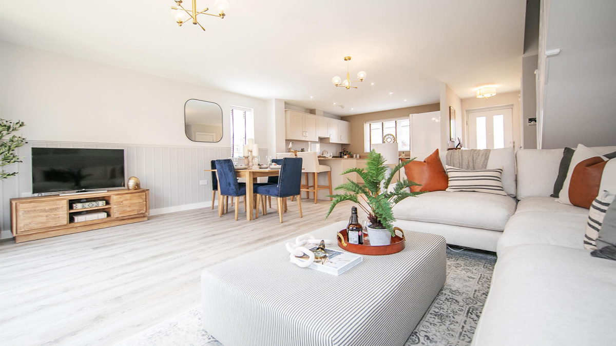 Living and dining area at Barrelmans Point, ©Wavensmere