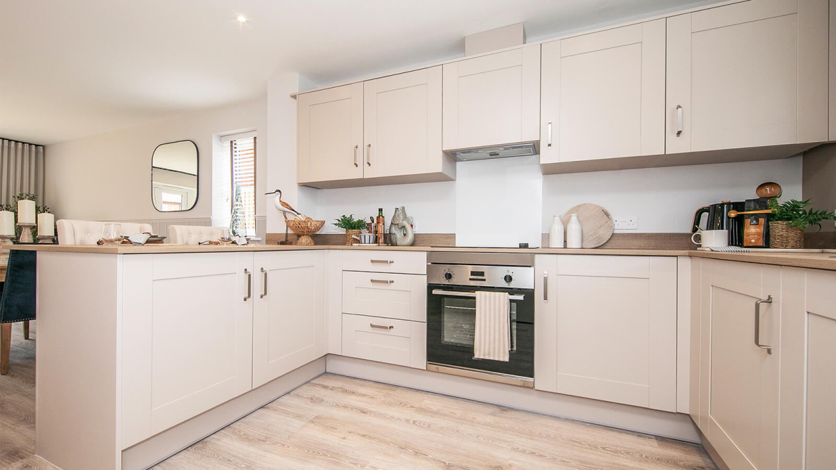 Kitchen at a 'Luttrell' Barrelmans Point house, ©Wavensmere
