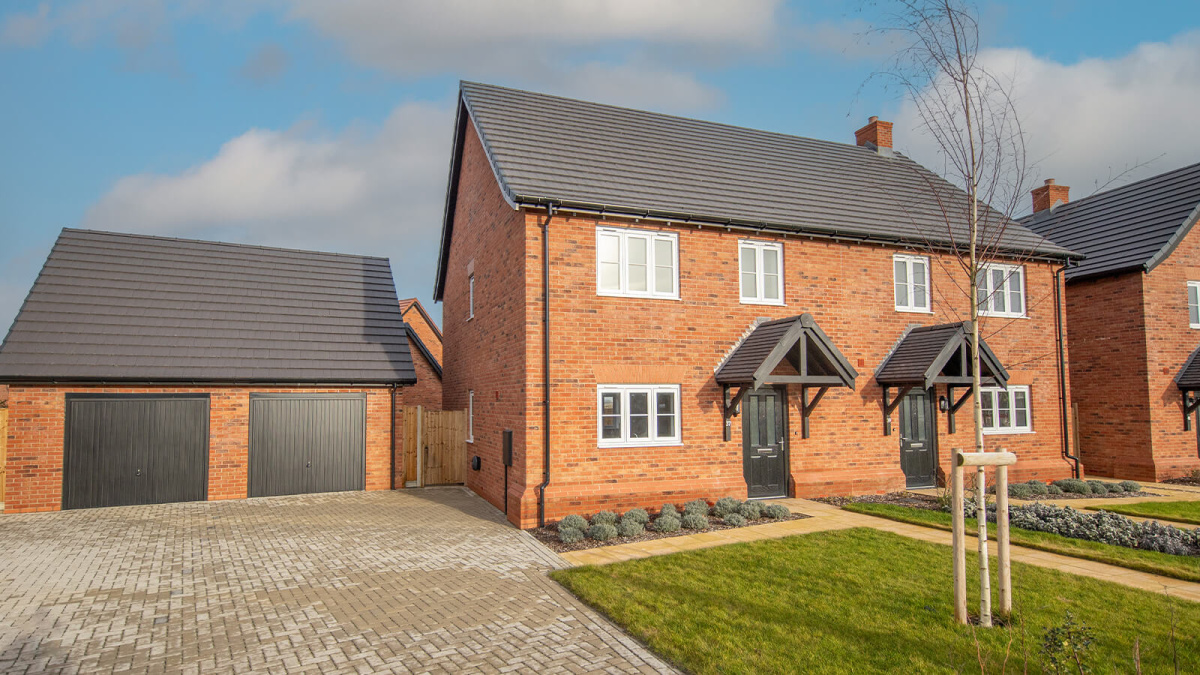 Plot 36 exterior (left) at Barrelmans Point