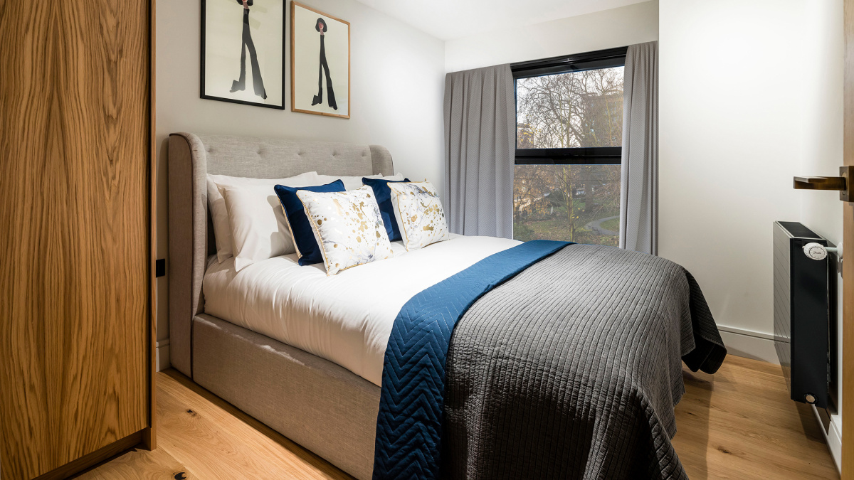 Bedroom at Newham’s Yard, Tower Bridge Road; ©Galliard Homes.