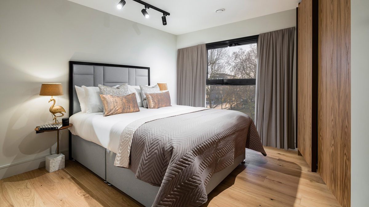 Bedroom at Newham’s Yard, Tower Bridge Road; ©Galliard Homes.