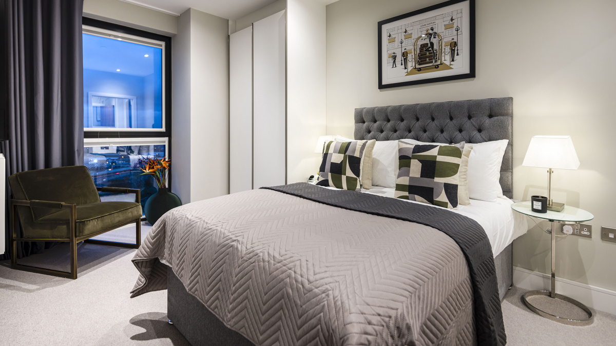 Bedroom at an Orchard Wharf apartment, ©Galliard Homes.