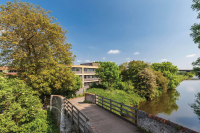 Pinnacle House exterior, ©Galliard Homes. Pinnacle House exterior, ©Galliard Homes.