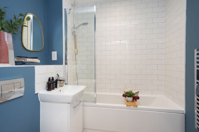 Bathroom at Belgrave Village, ©Wavensmere