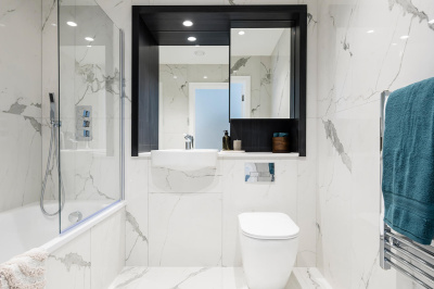 Bathroom at Neptune Wharf ©Galliard Homes.
