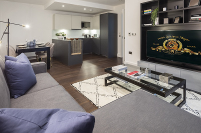 Open-plan kitchen, living and dining area at Harbour Central, ©Galliard Homes. Open-plan kitchen, living and dining area at Harbour Central, ©Galliard Homes.