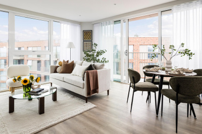 Living area at Neptune Wharf ©Galliard Homes.