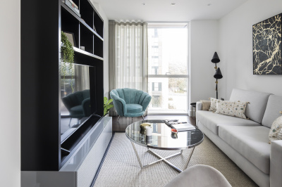 Living area at Harbour Central, ©Galliard Homes. Living area at Harbour Central, ©Galliard Homes.