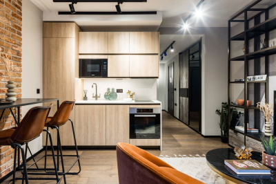 Open-plan living room and kitchen in a studio suite at The Stage, ©Galliard Homes. Open-plan living room and kitchen in a studio suite at The Stage, ©Galliard Homes.