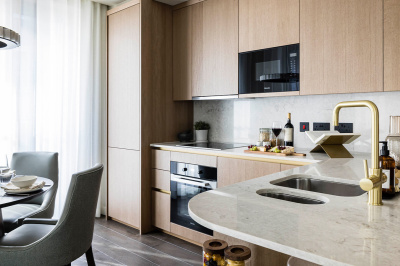 Kitchen and dining area at a TCRW SOHO apartment ©Galliard Homes. Kitchen and dining area at a TCRW SOHO apartment ©Galliard Homes.
