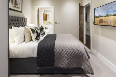 Bedroom at an Orchard Wharf apartment, ©Galliard Homes. Bedroom at an Orchard Wharf apartment, ©Galliard Homes.