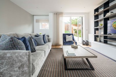 Living room at the Silver Works townhouse show home, ©Galliard Homes. Living room at the Silver Works townhouse show home, ©Galliard Homes.