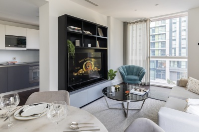 Living area at Harbour Central, ©Galliard Homes. Living area at Harbour Central, ©Galliard Homes.