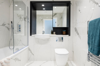 Bathroom at Neptune Wharf ©Galliard Homes.