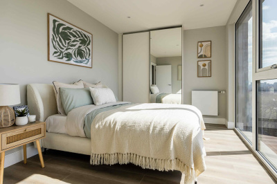 Bedroom at Neptune Wharf ©Galliard Homes. Bedroom at Neptune Wharf ©Galliard Homes.