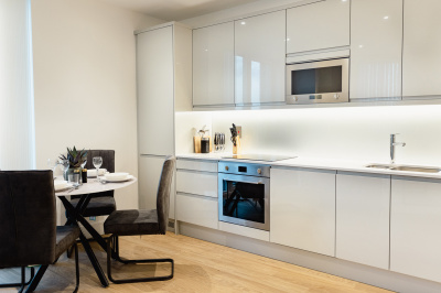 Open-plan living, kitchen and dining area at a Timber Yard apartment, ©Galliard Homes. Open-plan living, kitchen and dining area at a Timber Yard apartment, ©Galliard Homes.