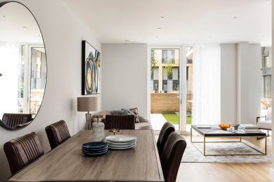 Open-plan living and dining area at a Wimbledon Grounds duplex, ©Galliard Homes.
Open-plan living and dining area at a Wimbledon Grounds duplex, ©Galliard Homes.