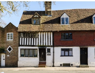 East Grinstead — Area of Outstanding Natural Beauty East Grinstead, West Sussex, Galliard Homes