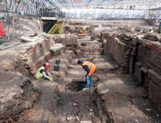 History, East London, The Curtain Theatre, Shakespeare, Galliard Homes, The Stage